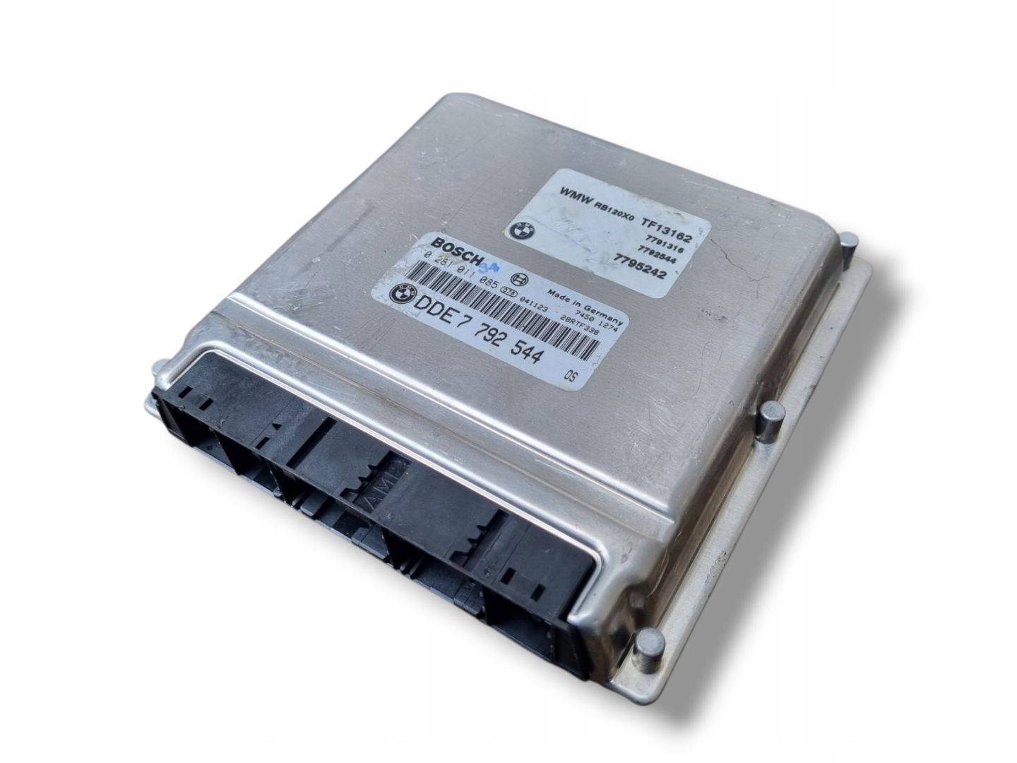 control unit of the engine Mini Cooper facelift R50 2005 7792544