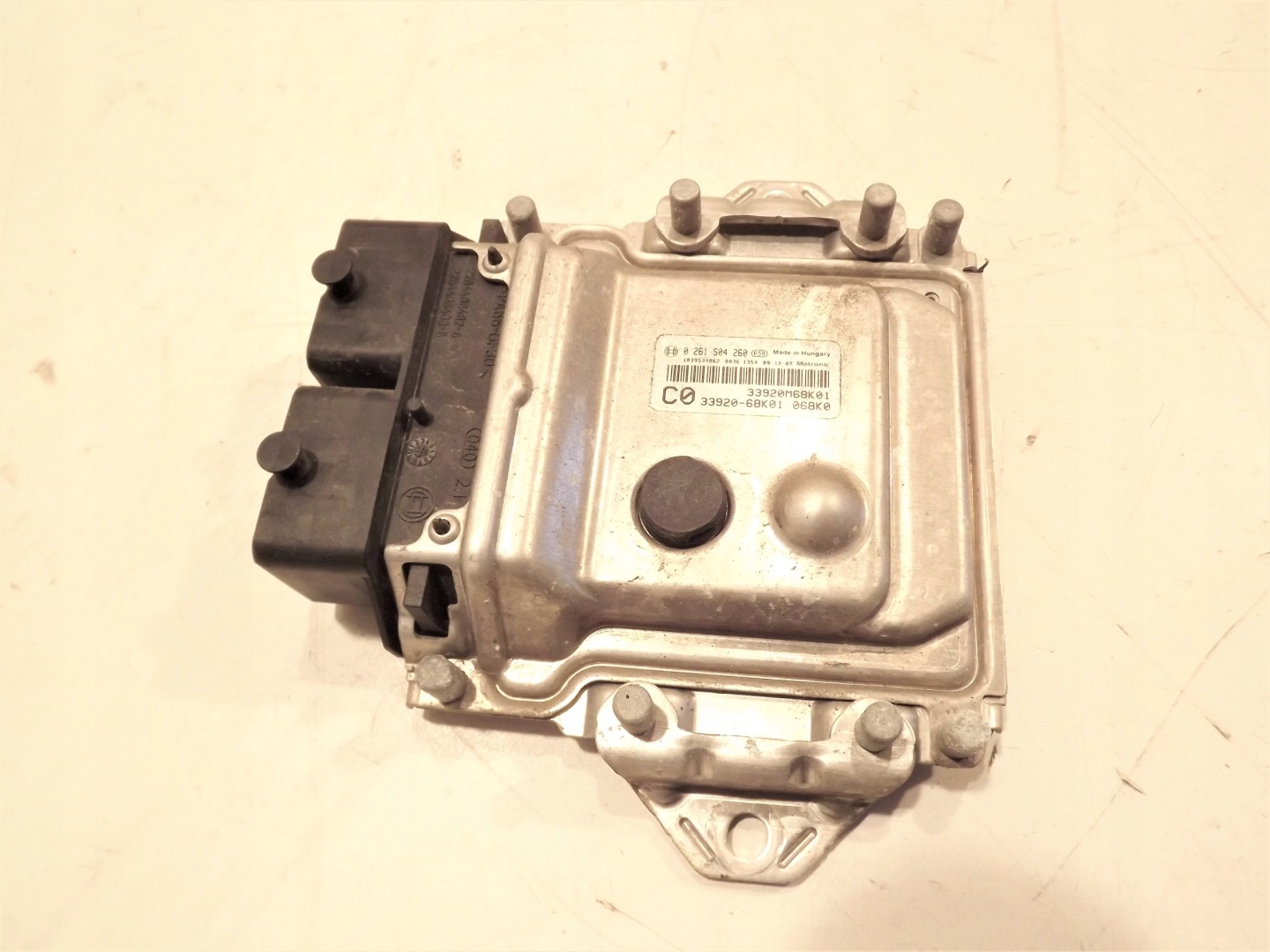 control unit of the engine 33920-68K01 SUZUKI ALTO 1.0