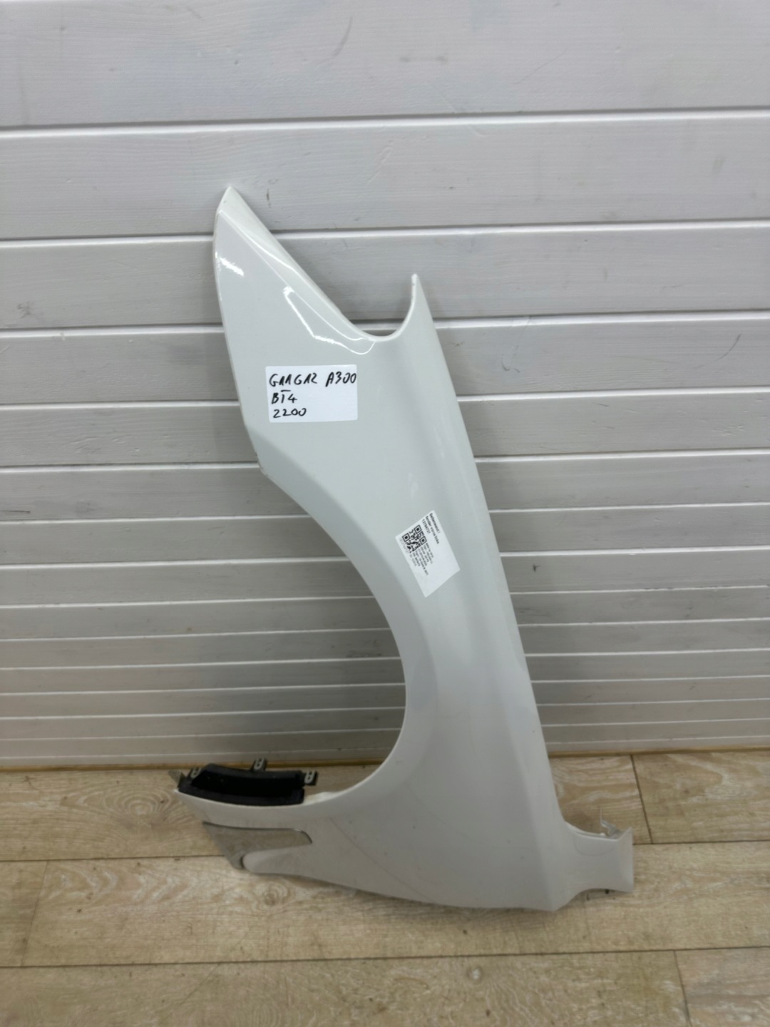 fender right front BMW G11 G12 ALPINEWEISS A300 original