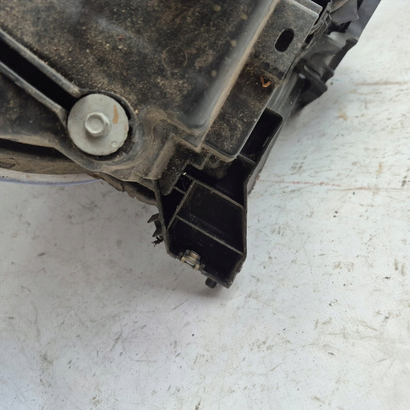 NISSAN QASHQAI 2 II J11 LIFT 17- light left front front lens+ LED