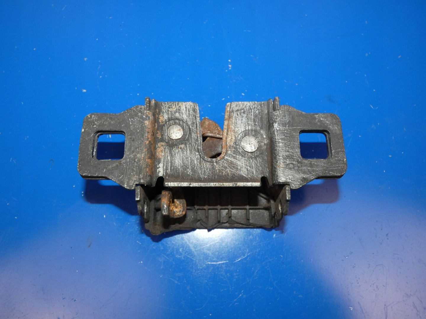 RANGE ROVER EVOQUE and L538 bonnet latch lock POKRYWY left front