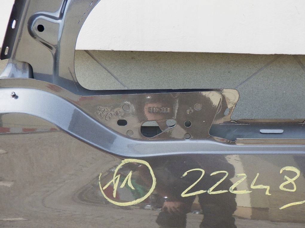 PEUGEOT 208 tür links vorne