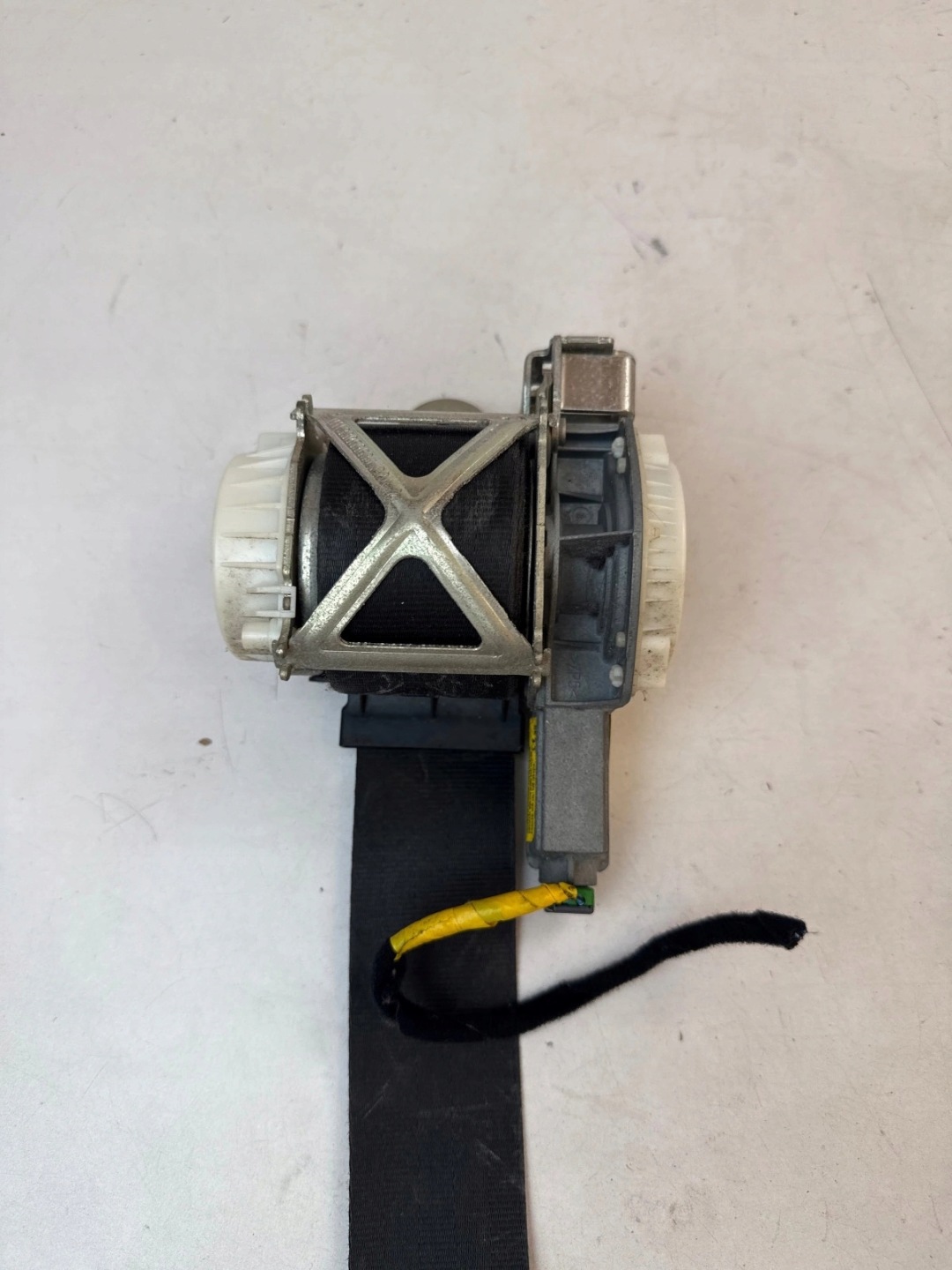 tension belt safety front front right adjuster Alfa Romeo Giulietta 015610