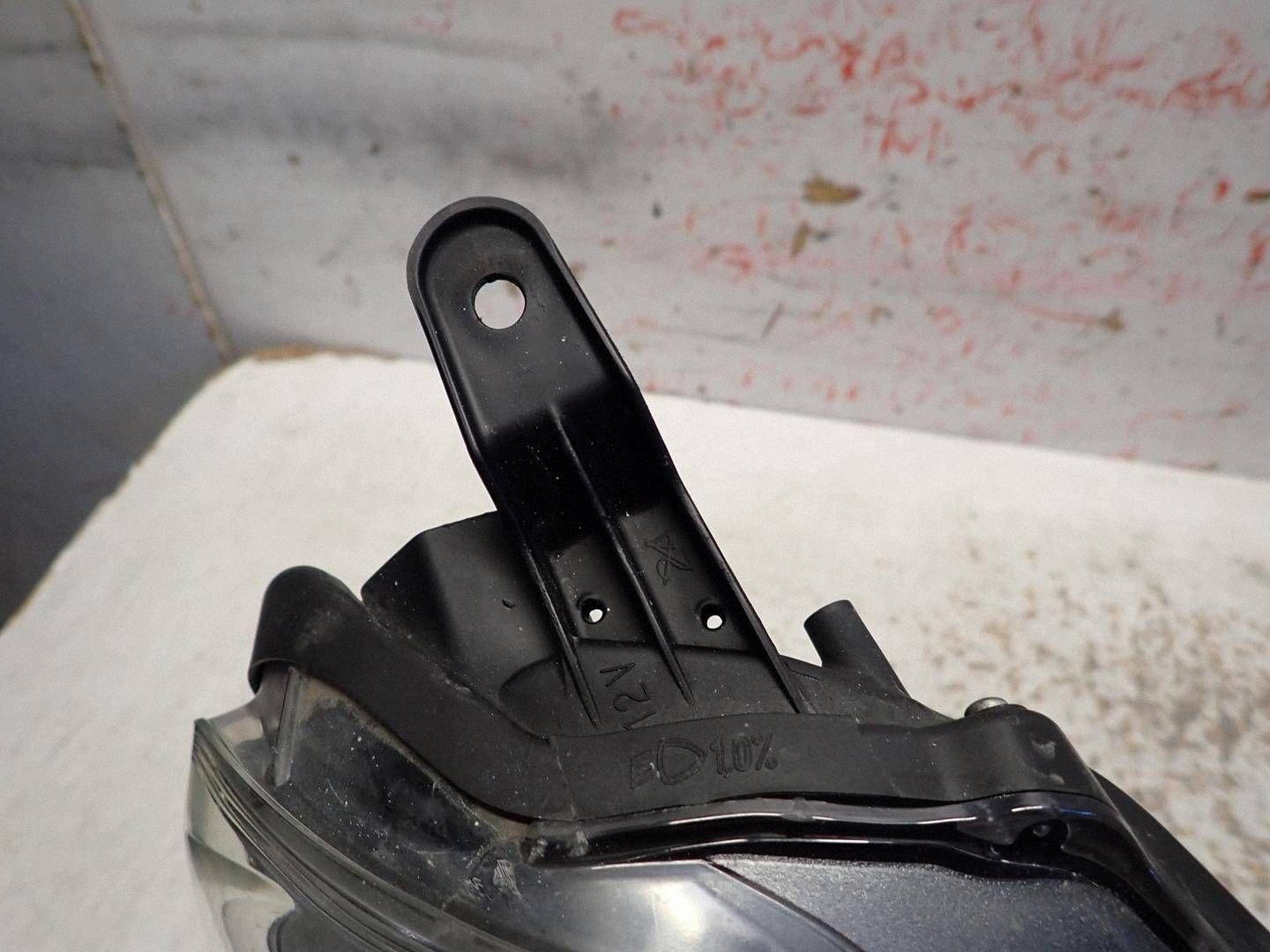 light front front right TOYOTA YARIS III 2012- LED HYBRYDA