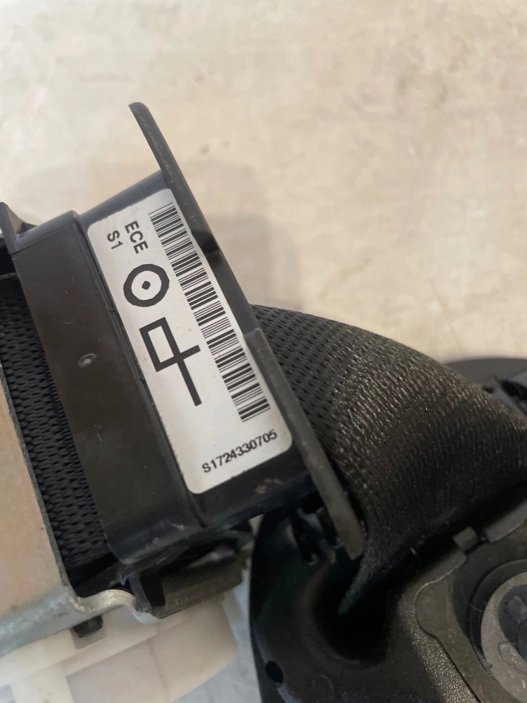 tension belt safety front front left BMW 1 F20 F21