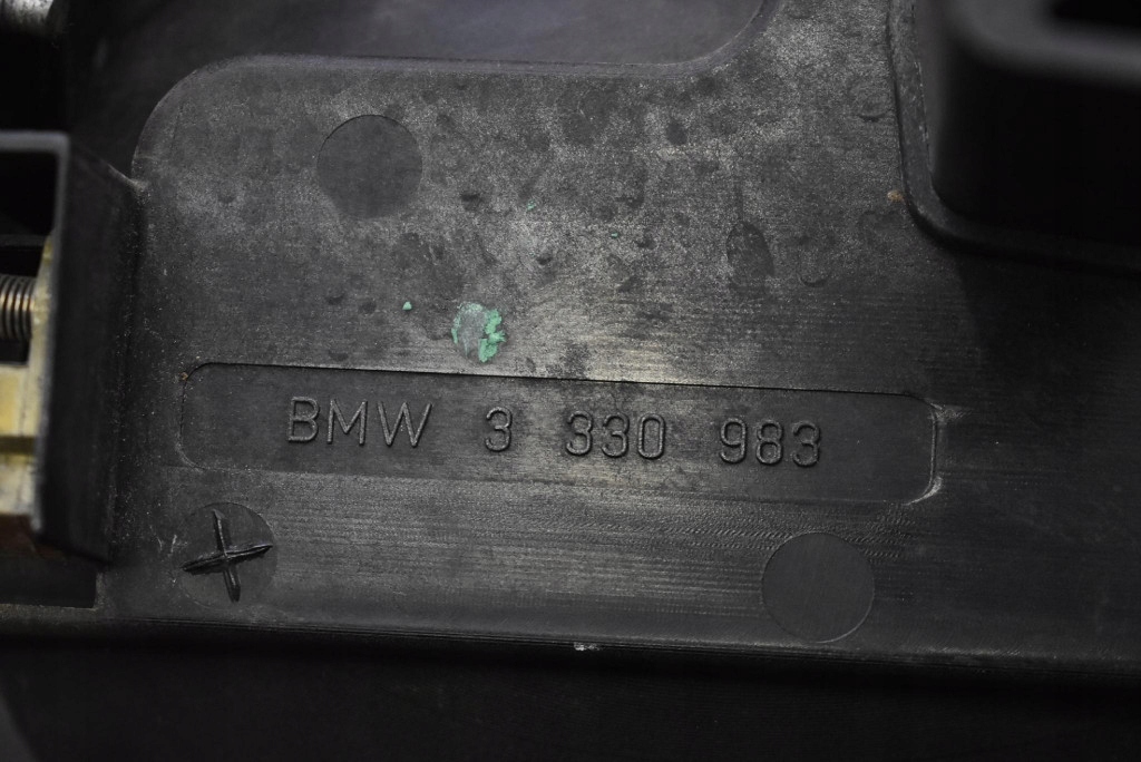 handle left rear part rear 354/7 3330983 BMW X3 E83 06-10