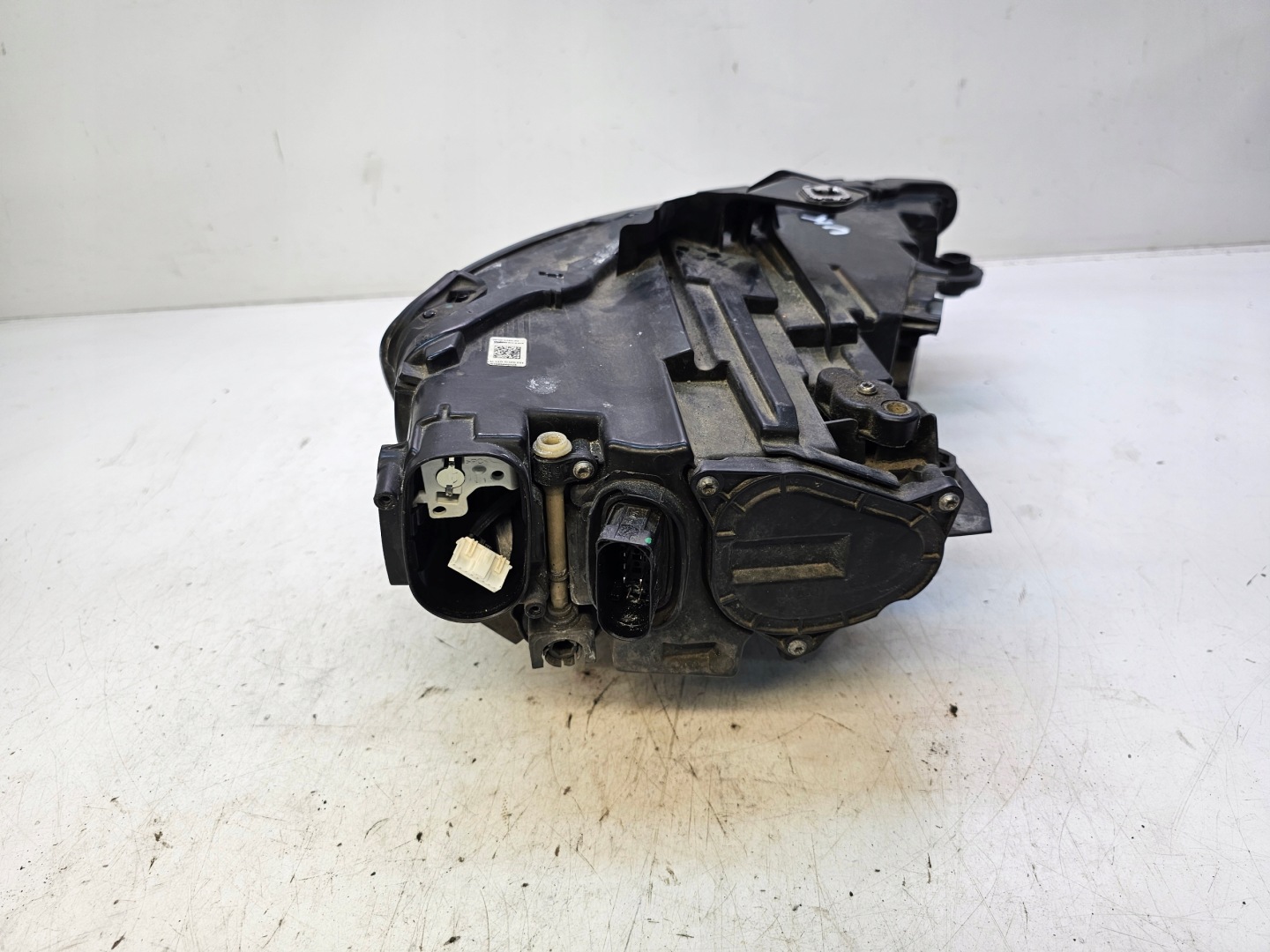 REFLEKTOR XENON LED left AUDI A3 8V LIFT 8V0941033D UK