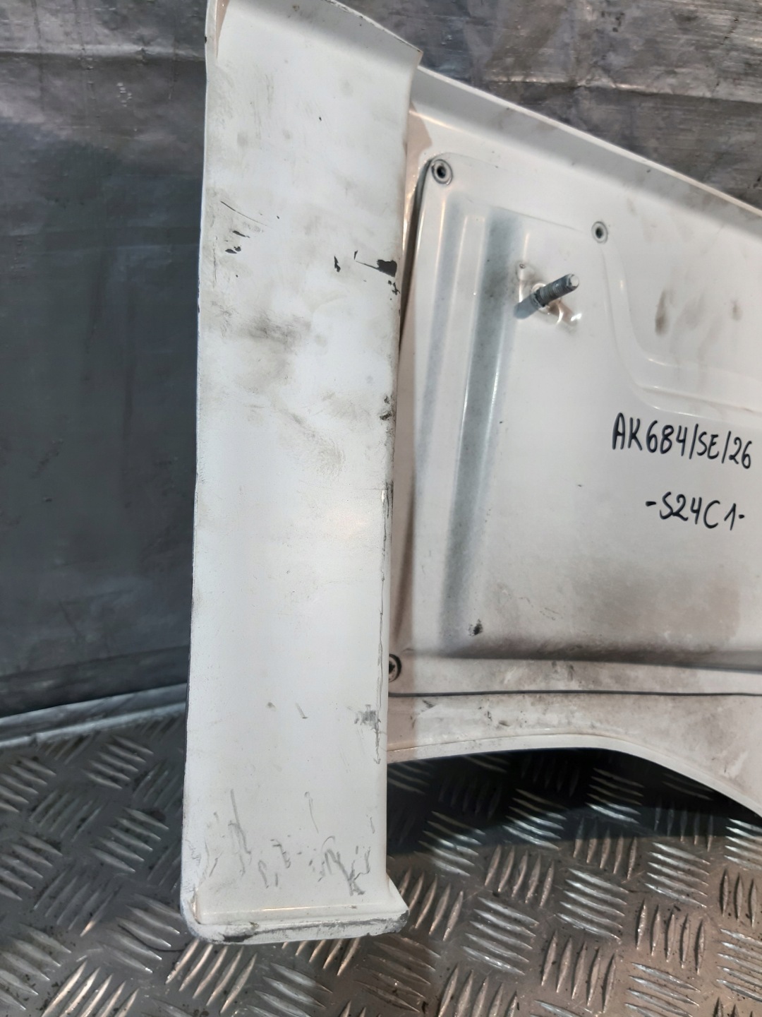 spoiler side right upper MERCEDES ACTROS MP4