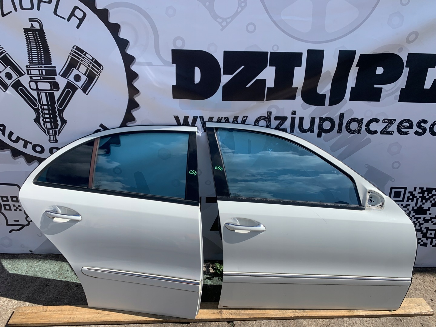 MERCEDES W211 E-KLASA door right front front 650 c650