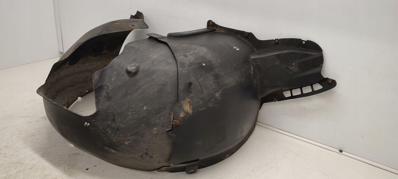 mudguard front front right VW OES