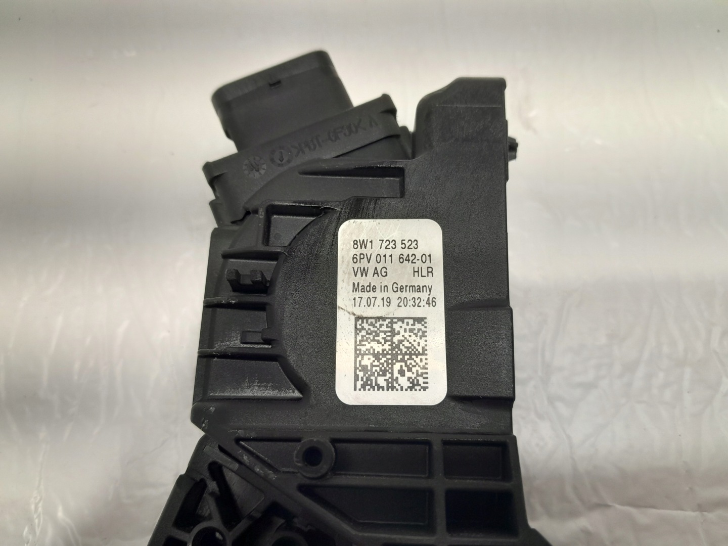 AUDI Q5 80A potentiometer accelerator pedal 8W1723523