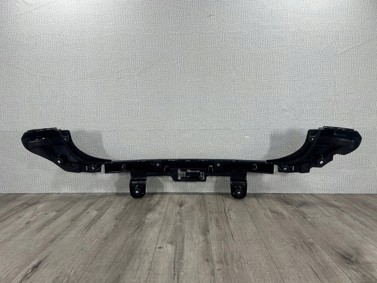 BMW X1 E84 Support montage pare-chocs Arrière Moyenne 4884482