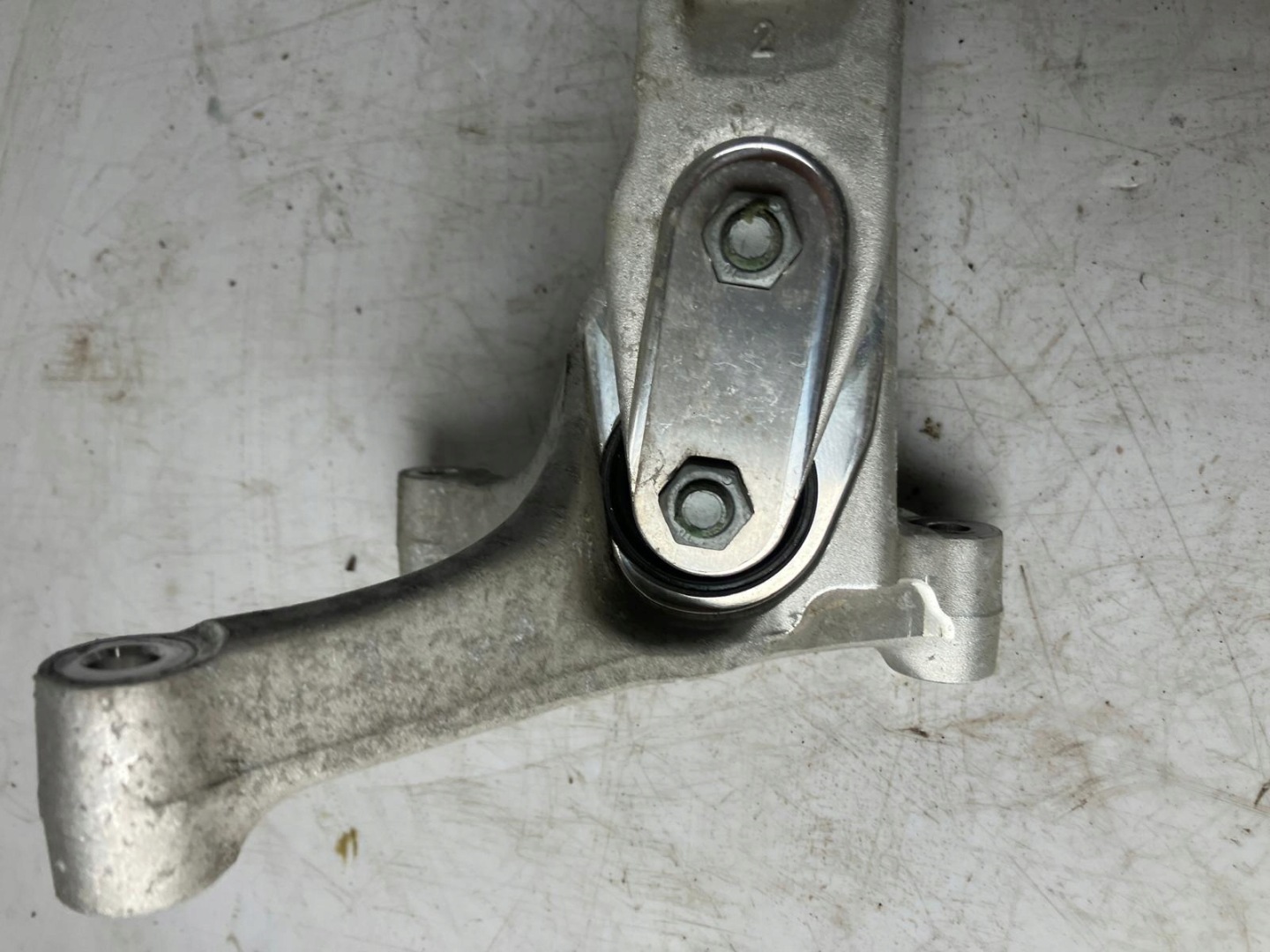 holder engine mount left front TESLA MODEL S