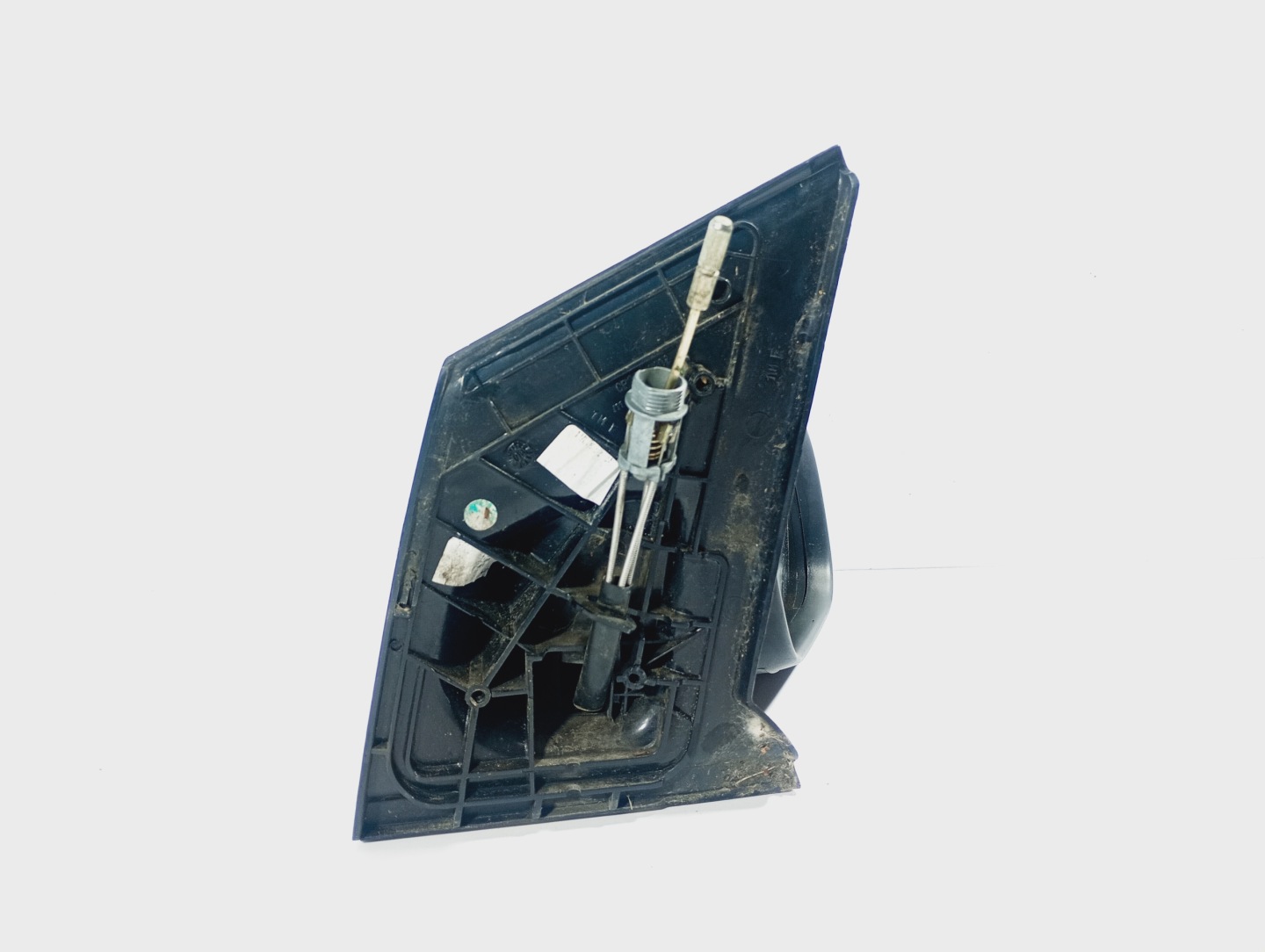 mirror right manually OE E3012042 kod lakieru LA7W VW FOX 05-09