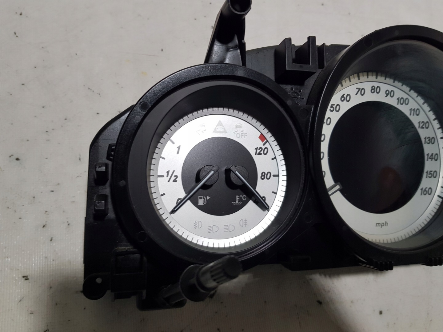 dials dials MERCEDES W204 LIFT 2049004408