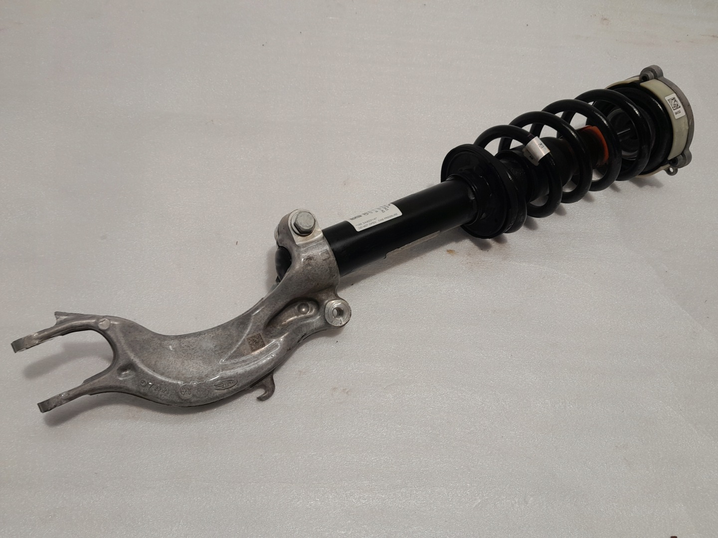 AUDI Q5 II 80A shock absorber front right 80A413031AG 4M0413038RH
