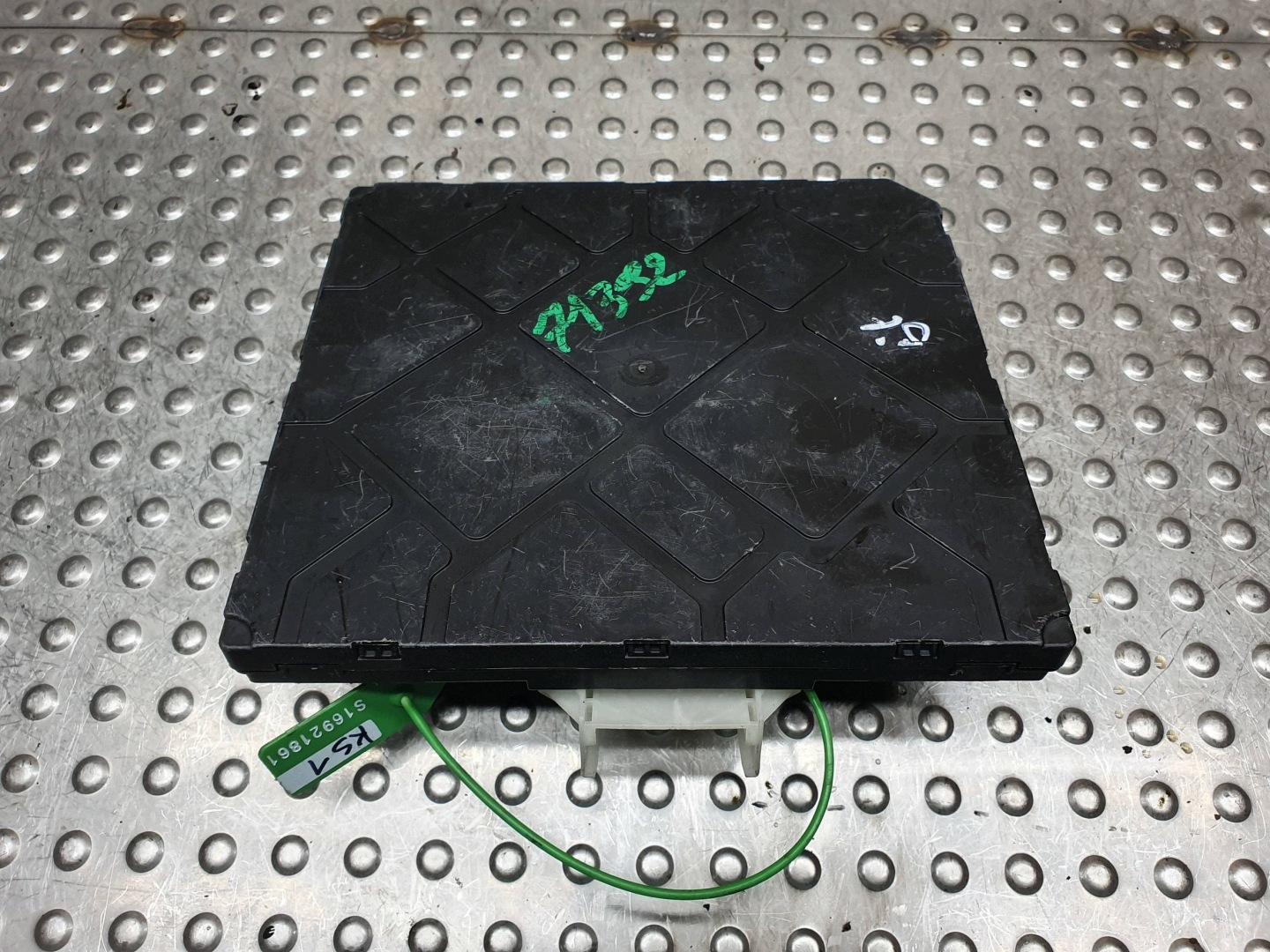 comfort control unit 5Q0937084CJ OCTAVIA III LEON III SUPERB III GOLF VII