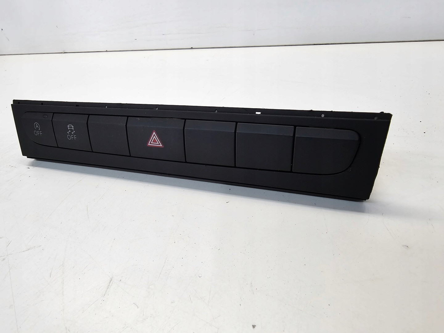 RÁM PANELU konzoli AUDI A3 8P LIFT 8P0863321 START STOP