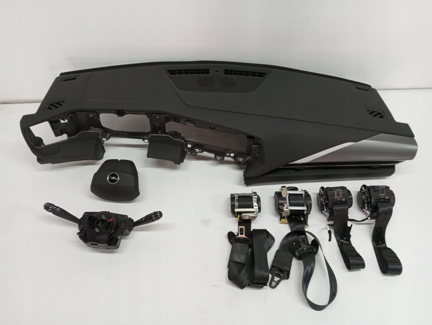 dashboard OPEL ASTRA L 22R