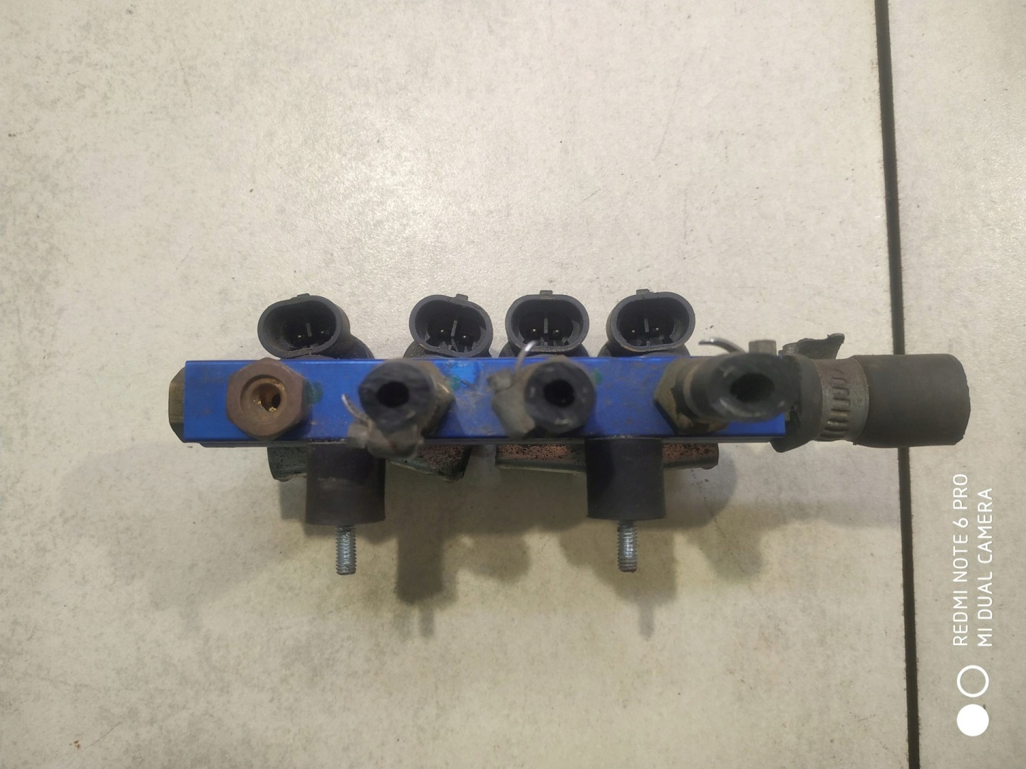 Rampe injection LPG CORSA C 1.0 110R-000044
