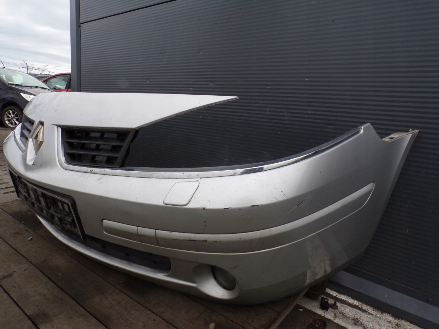 front bumper front RENAULT MEGANE 2 II LIFT washers colour TED69