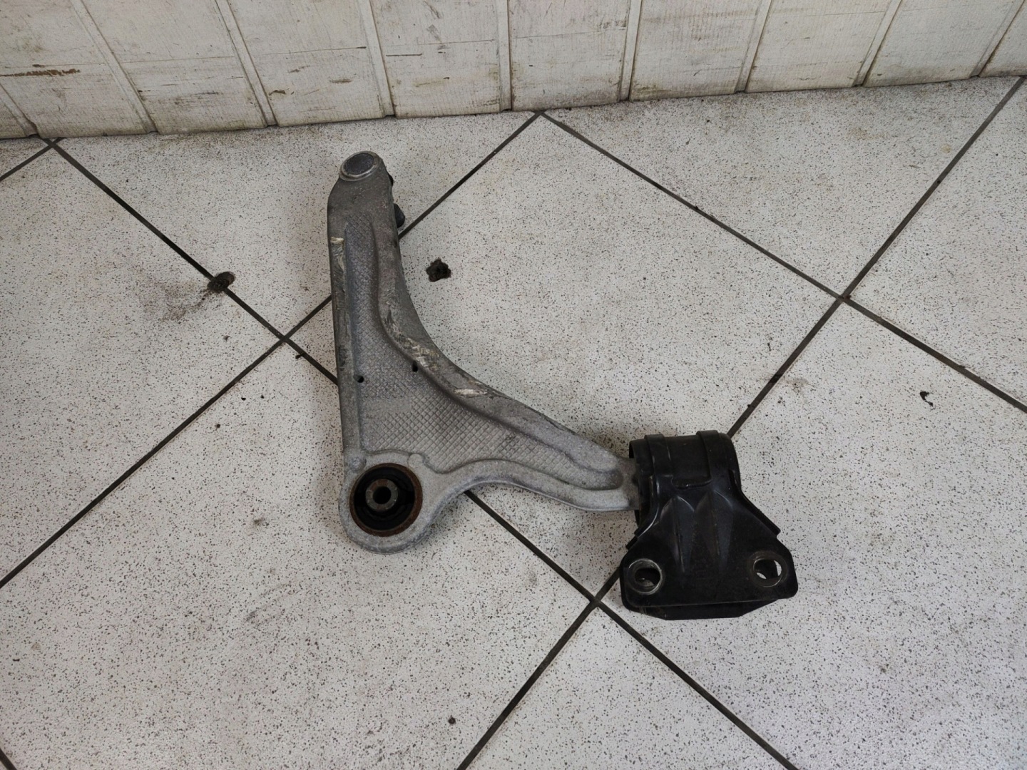 arm front left side Ford Fusion USA 2 2013