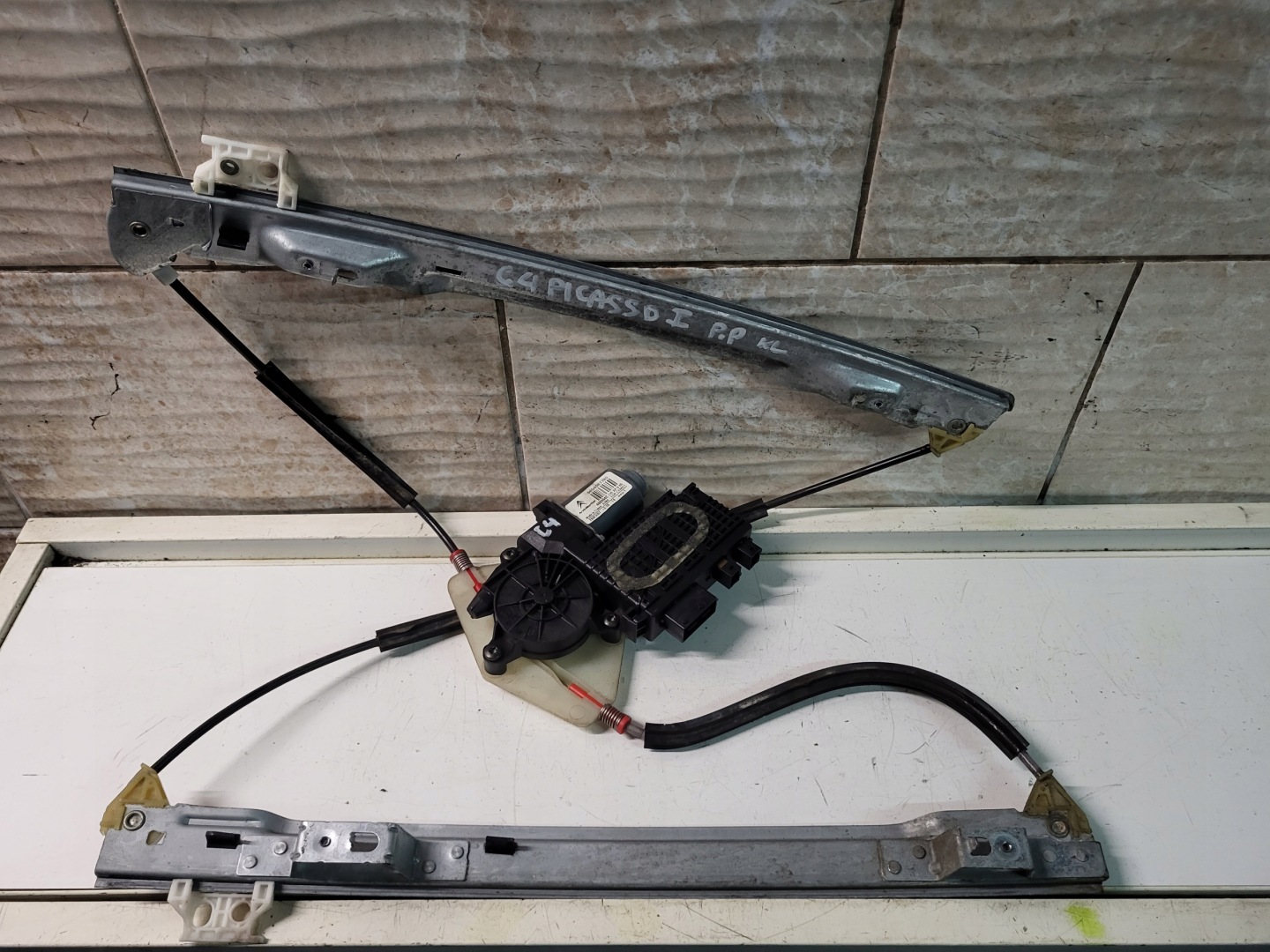 window regulator mini motor right front CITROEN C4 PICASSO and KOMPLET