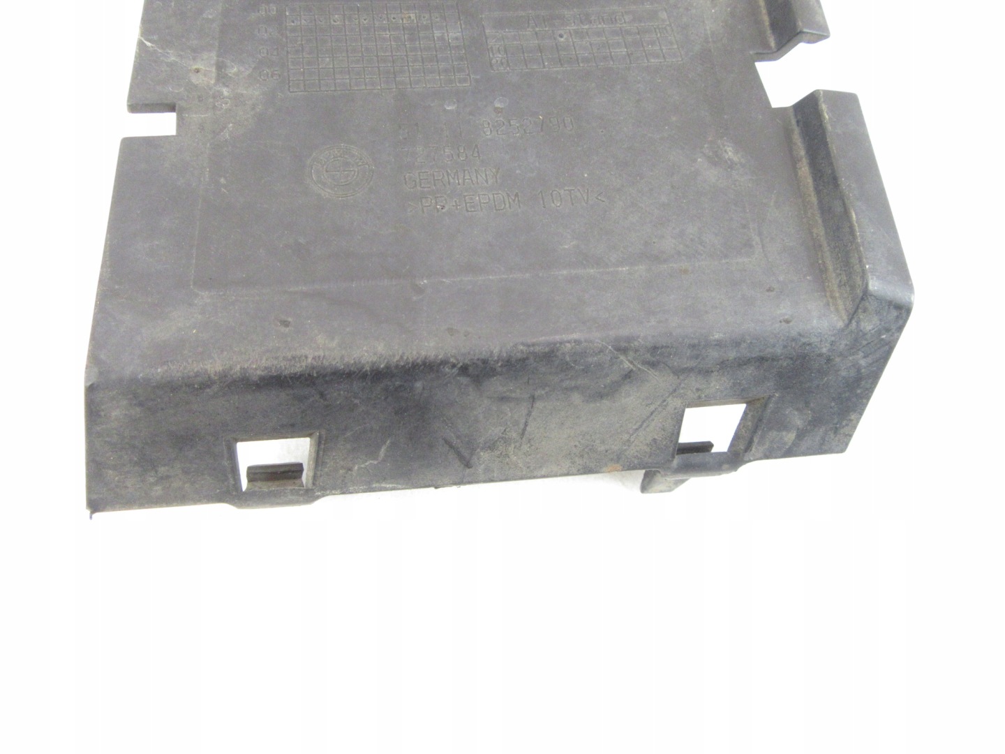 cover kanalu air right front BMW e46 COMPACT