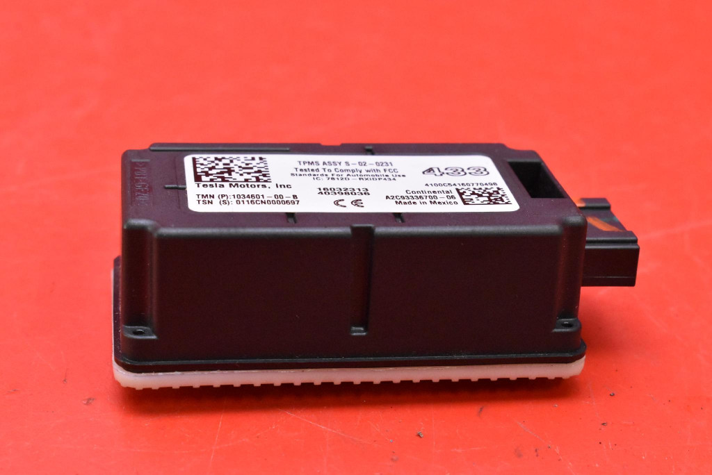 control unit module TPMS 1034601-00-B TESLA MODEL X 90D 525 KM 15-21