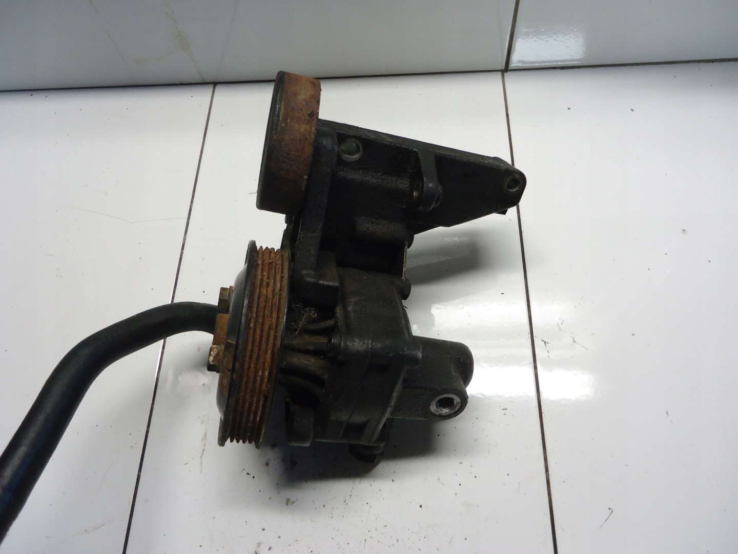 BMW 5 E36 Pompa servosterzo 7681955260