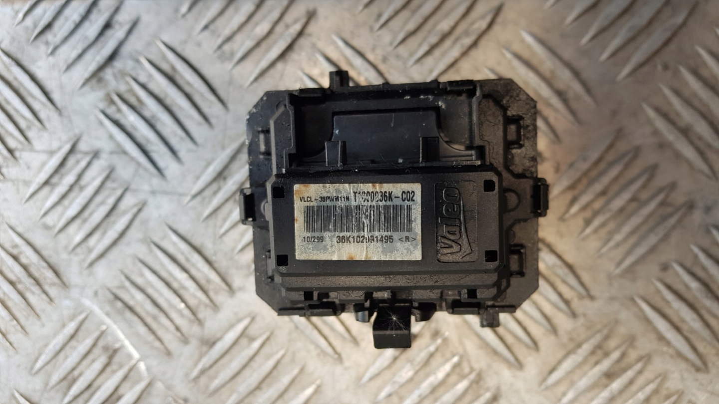 PEUGEOT 207 1.6 heater fan resistor