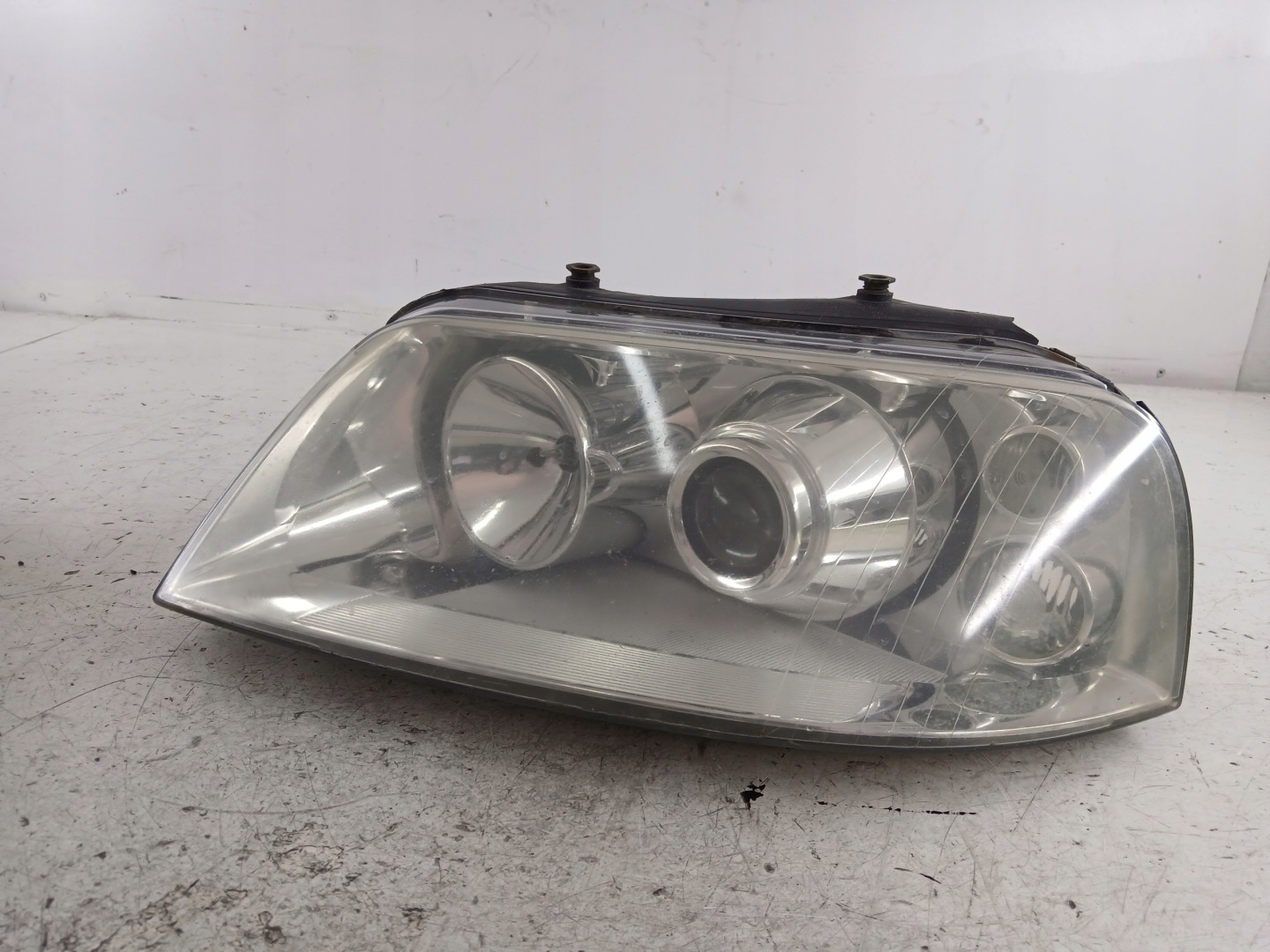 VW SHARAN and LIFT SEAT ALHAMBRA LIFT light right front XENON control unit