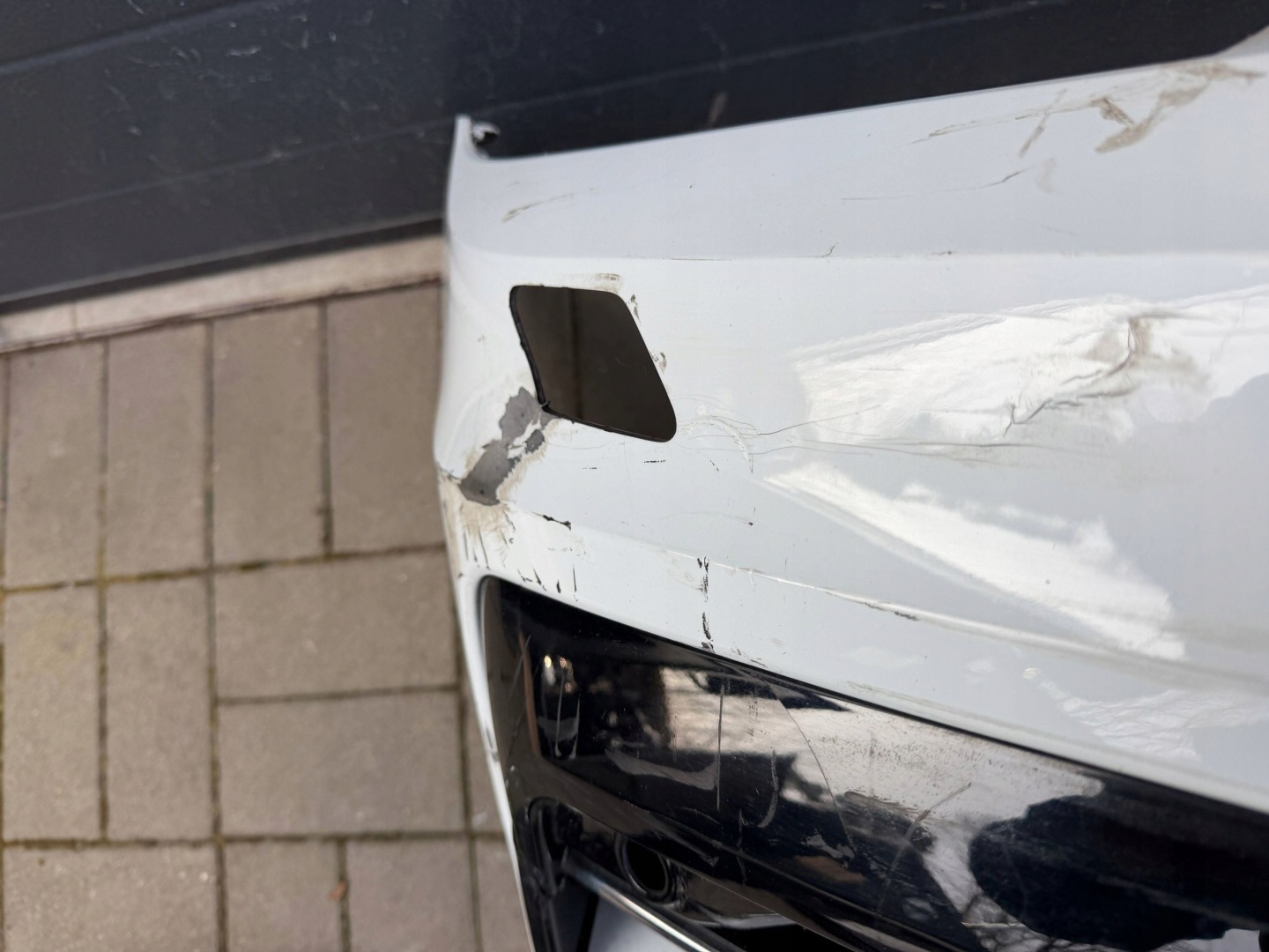 Vw Touran 16- 5TA R Line bumper front front