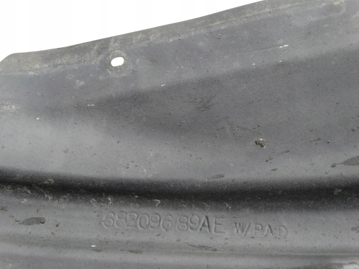 JEEP CHEROKEE V KL 13-18 mudguard left front front left original 68209679