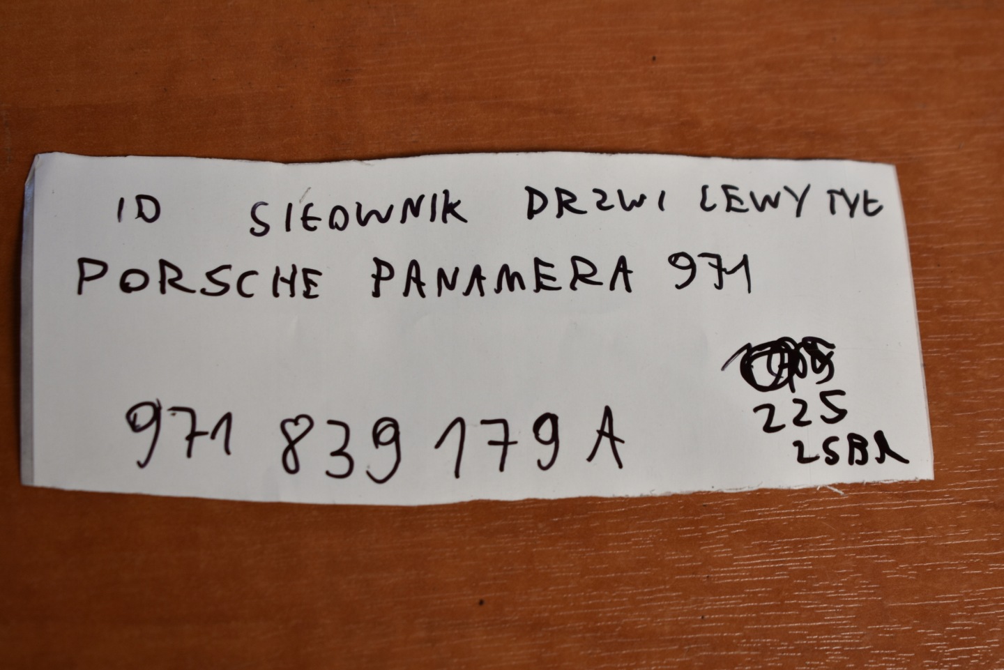 IDEALNY Dämpfer Tür links heck PORSCHE PANAMERA 971 1