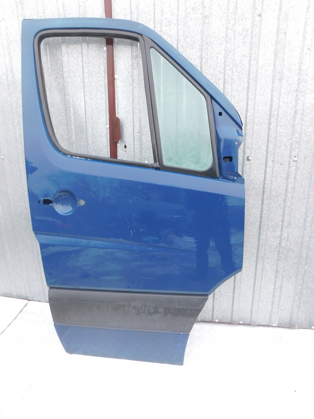dveře pravé přední spolujezdce Sprinter W906 VW Crafter GRANATOWE OK