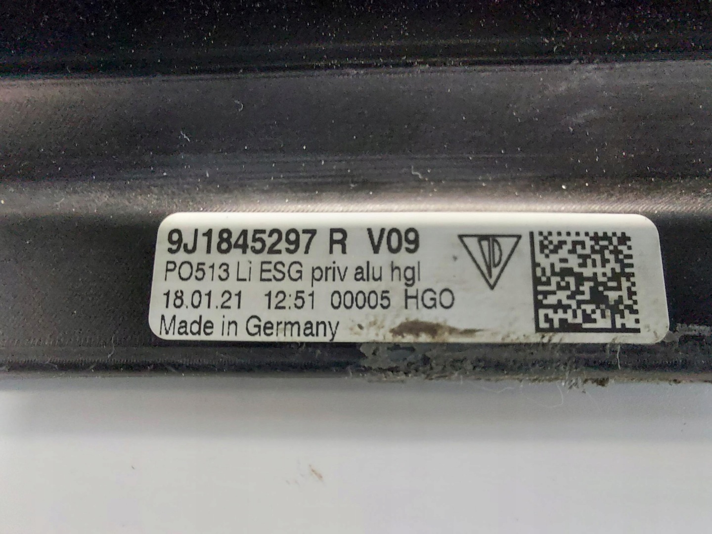 Porsche Taycan 4S 9J1 2021r window bodywork side left rear part