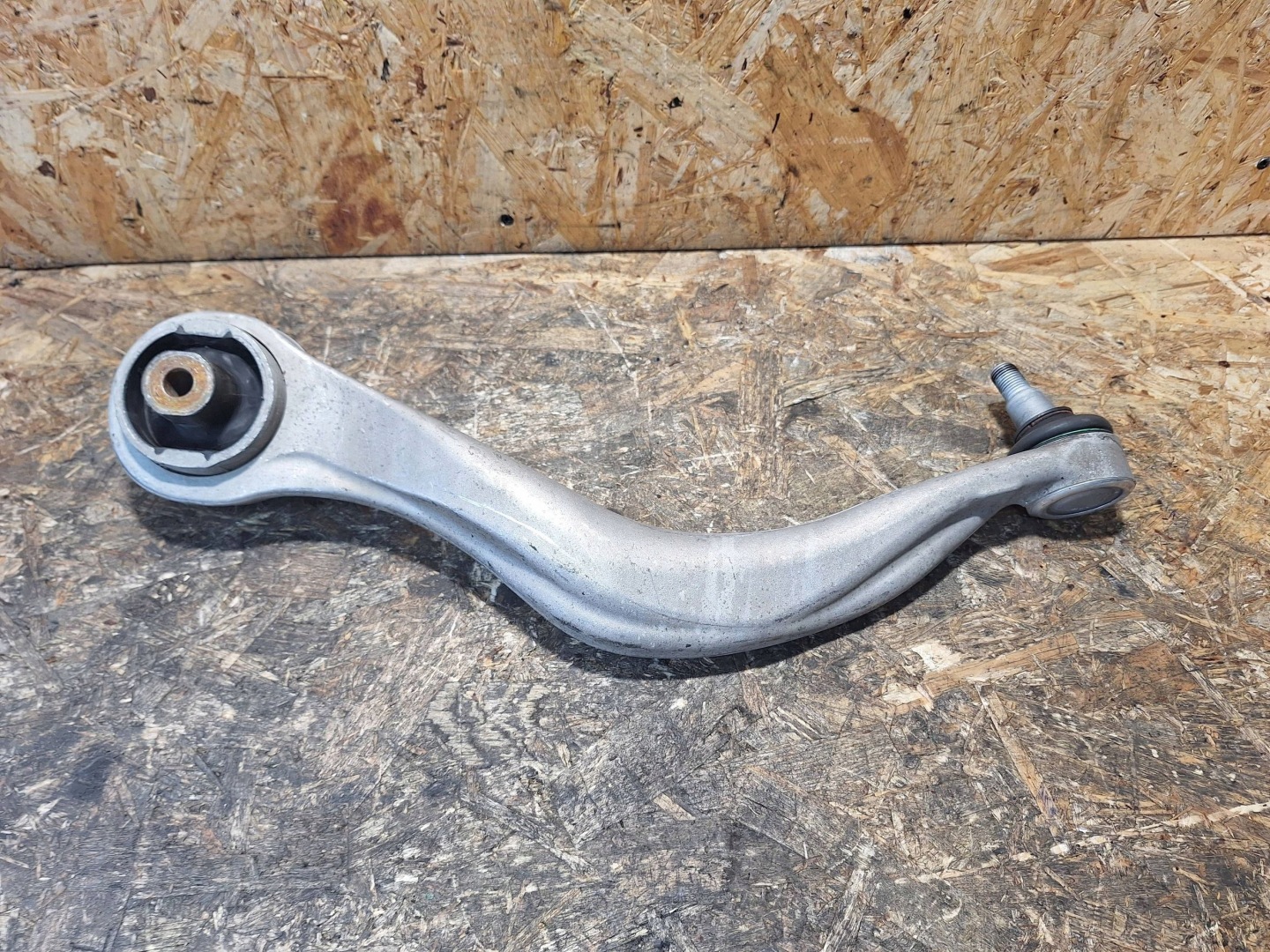 arm front lower left ALFA ROMEO STELVIO 16