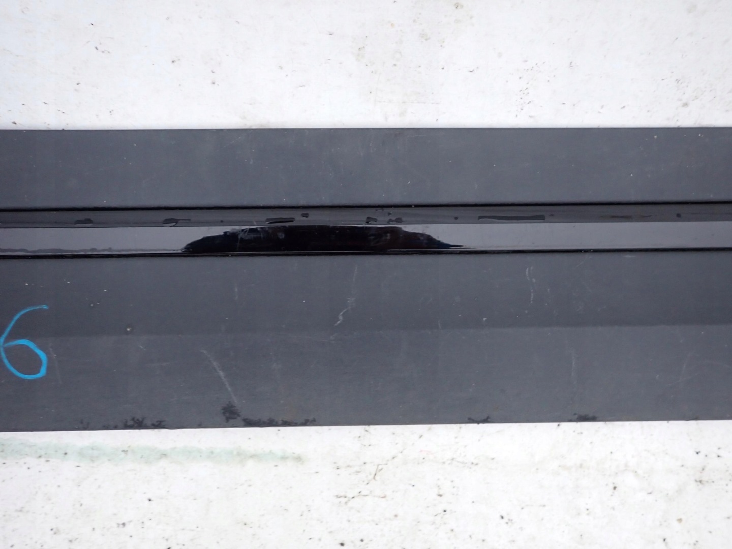 MERCEDES GLA H247 19- moulding door left front
