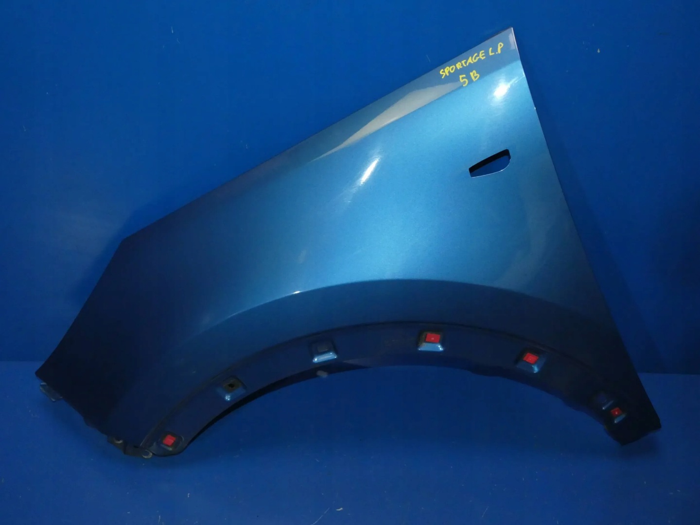 KIA SPORTAGE III 3 fender left front front of wheels: 5B