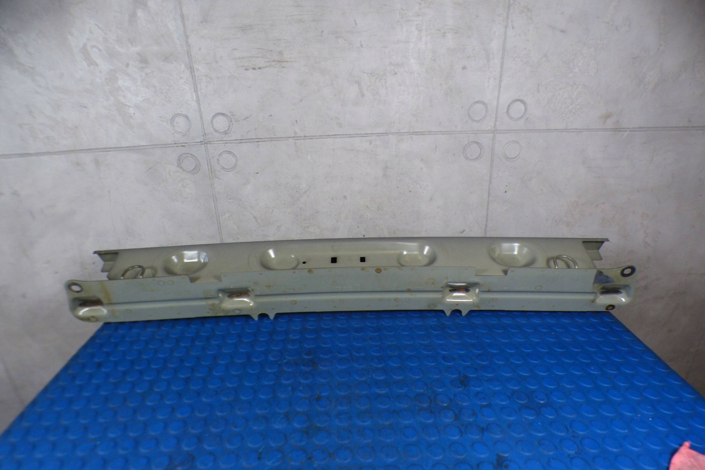 Renault Clio IV HB Halter träger kanapy heck 281915