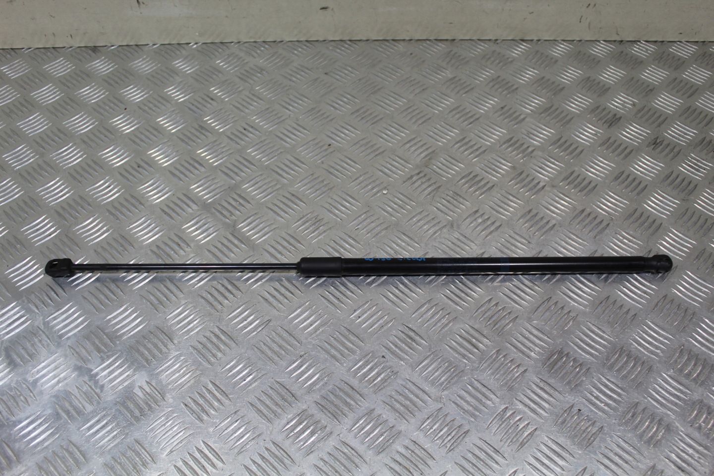 Dämpfer GLA W156 A1569800164