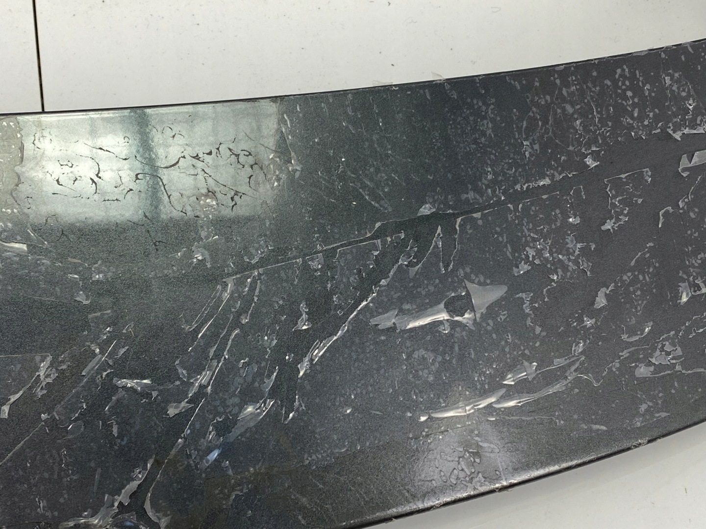 Spoiler lotka bonnet Ford Kuga MK3 20+ Escape