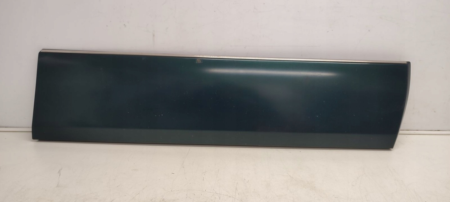 moulding door right front Mercedes W124 269