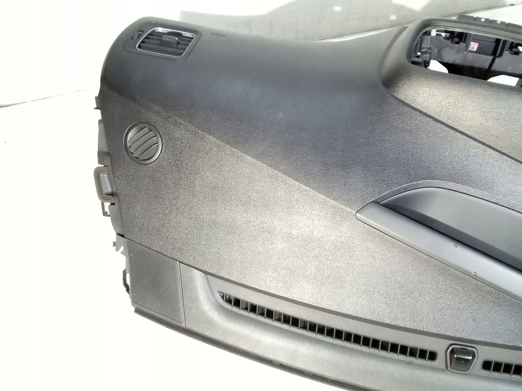 Kia Ceed II 2 dashboard instrument panel console 84710A2000W