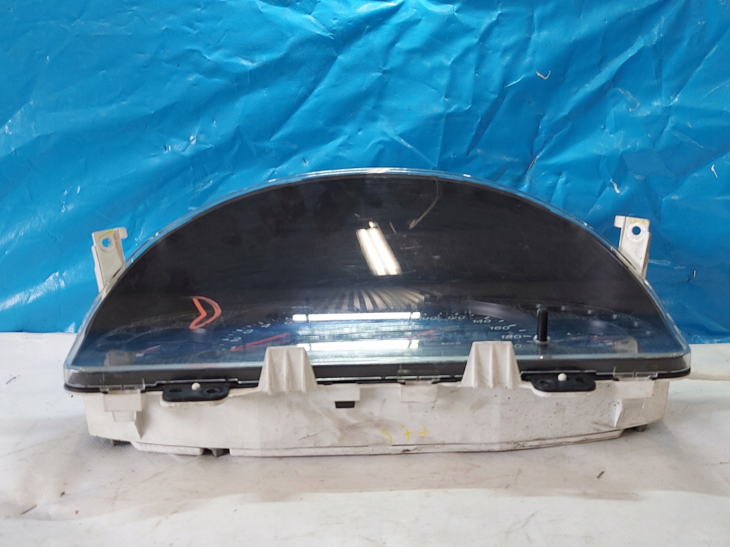 dials clock MAZDA TRIBUTE 2.0 4WD