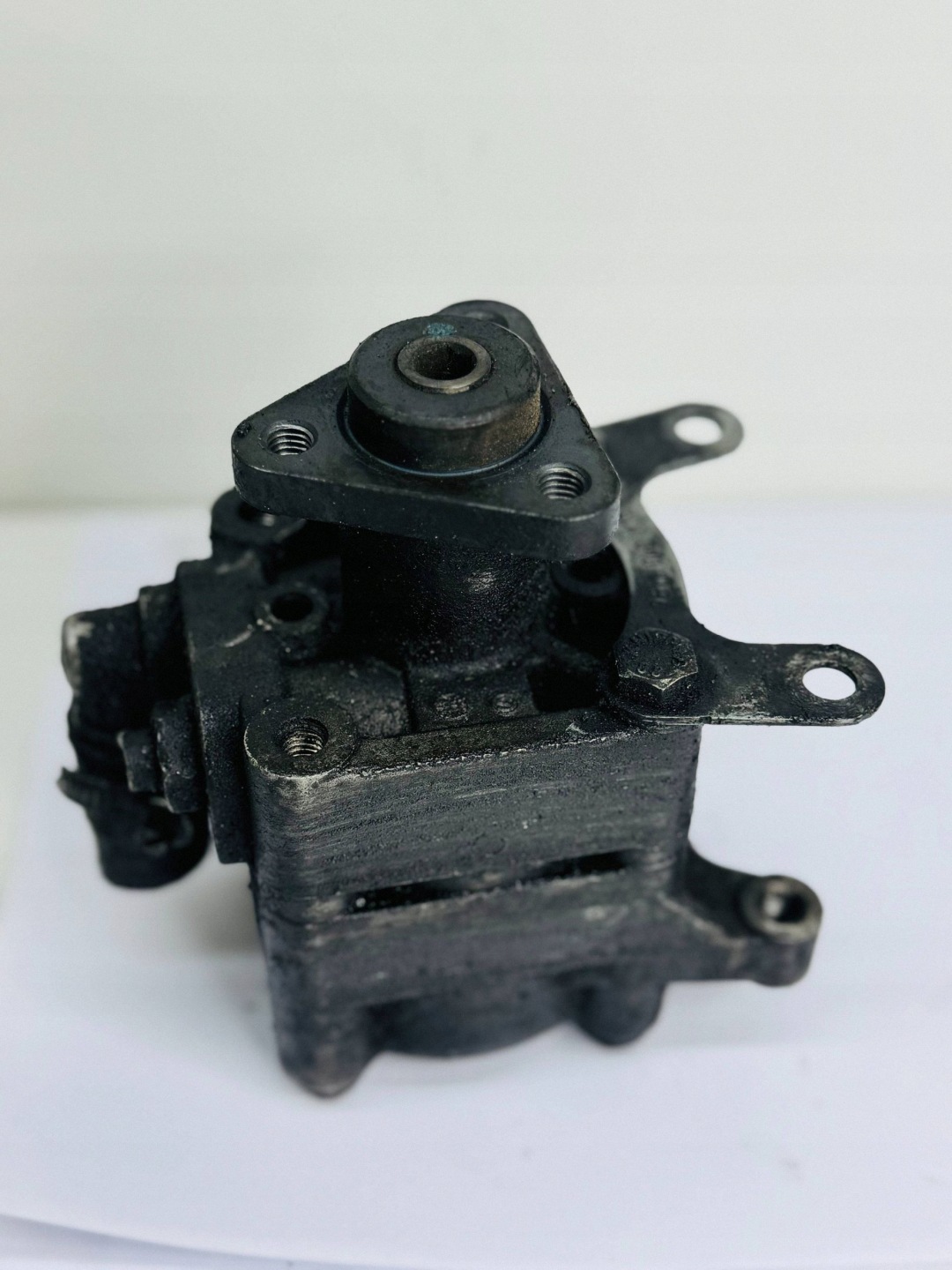 2000 BMW 3 E46 servo pump 7611040118