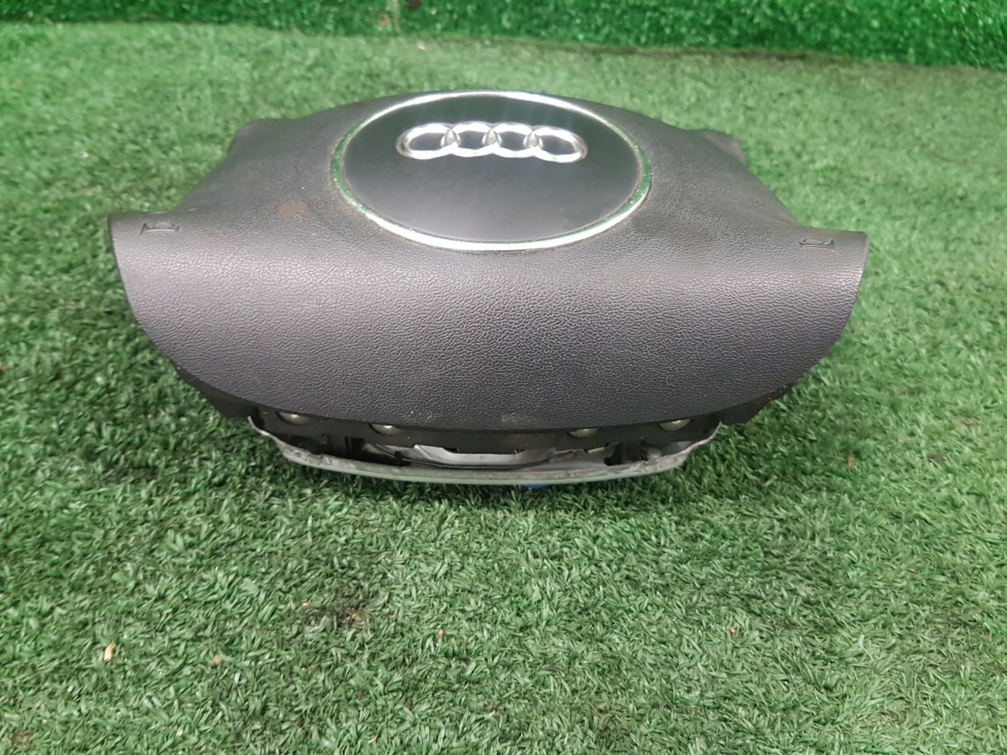 airbag airbag driver´s AUDI A3 8P 8P0880201D