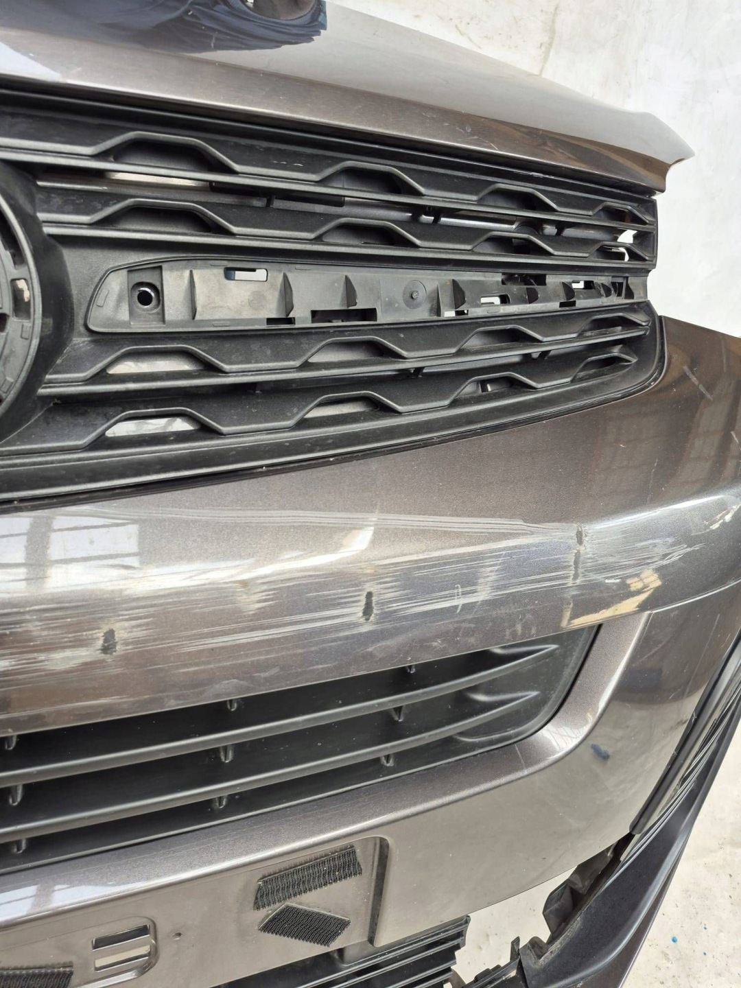 OPEL ZAFIRA LIFE D VIVARO C 19- bumper front front grill 9833129877