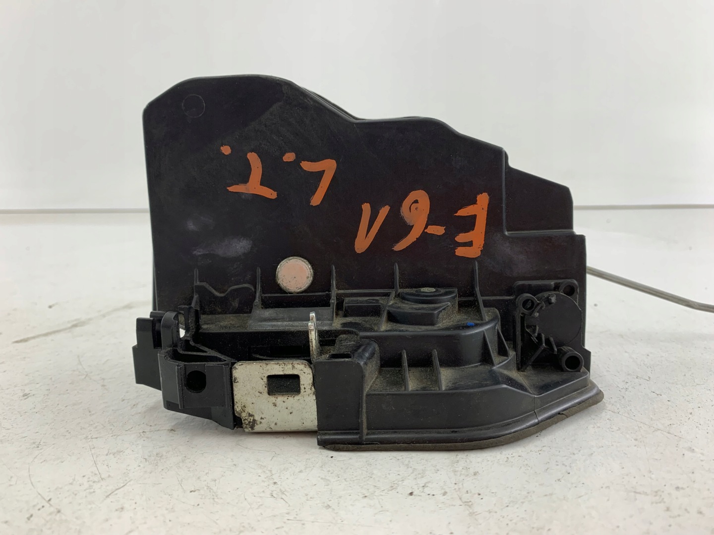 BMW E60 E61 Schloß Tür links heck 7154629